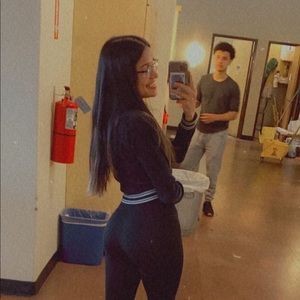 Meet your Posher, Bella